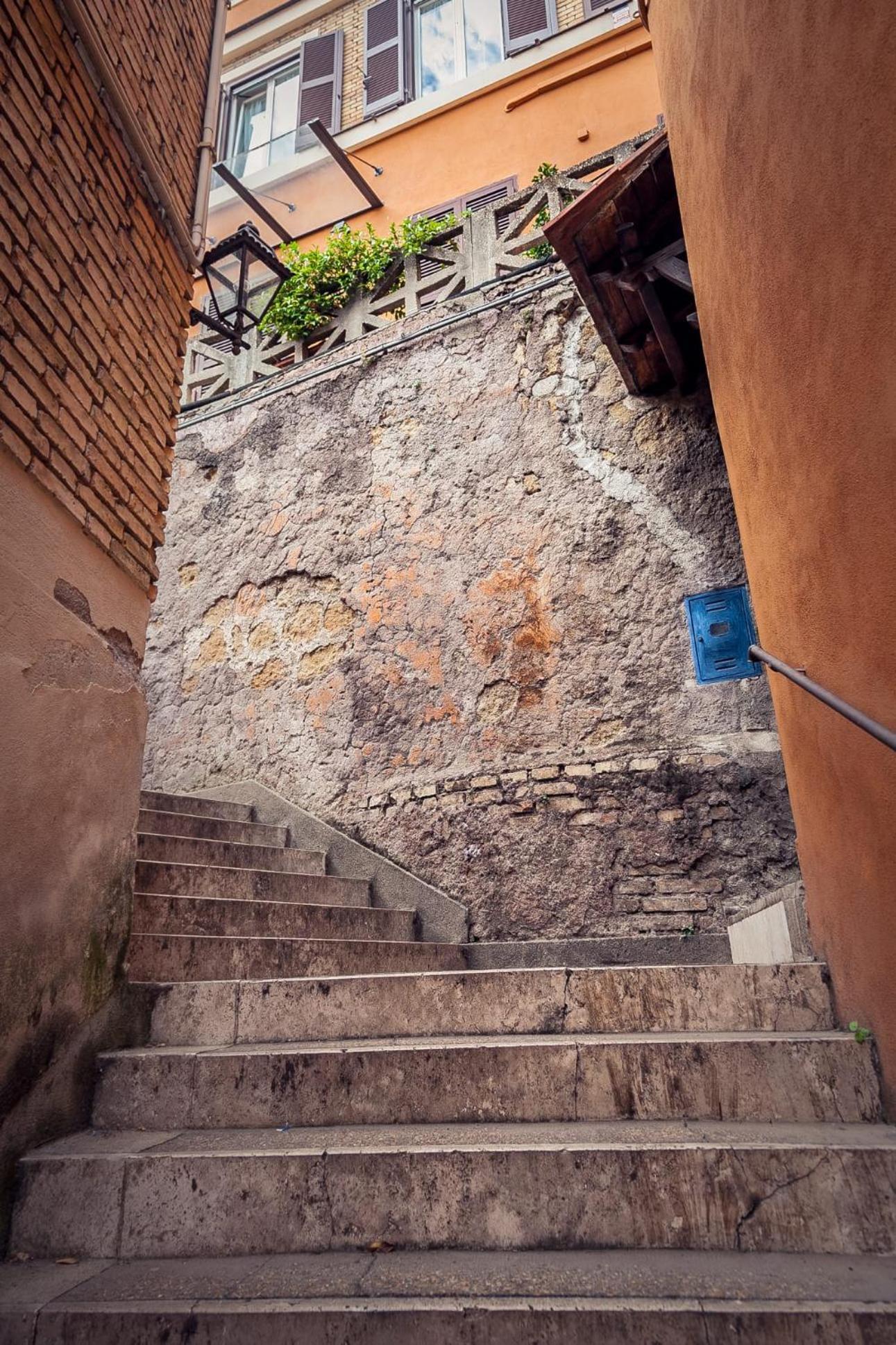 Il piccolo borgo di Trastevere Roma Esterno foto