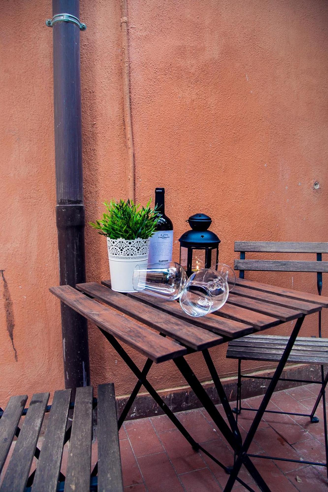 Il piccolo borgo di Trastevere Roma Esterno foto